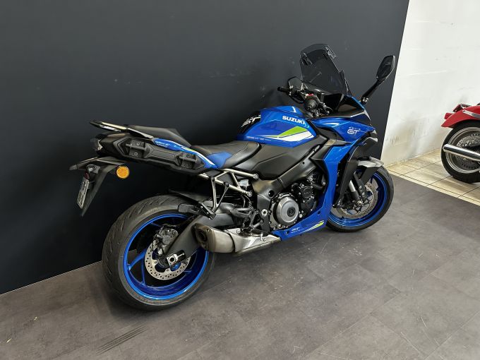 SUZUKI GSX-S 1000 GT 4