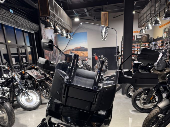 HARLEY-DAVIDSON ADVENTURE PAN AMERICA 1250 4