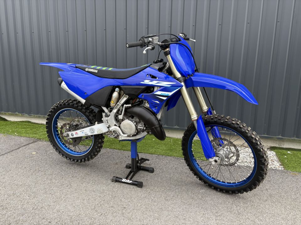 YAMAHA YZ 125 4