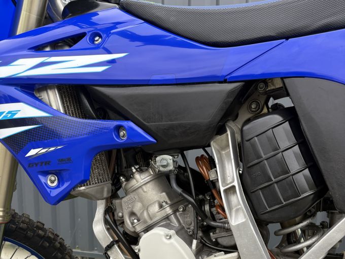 YAMAHA YZ 125 4