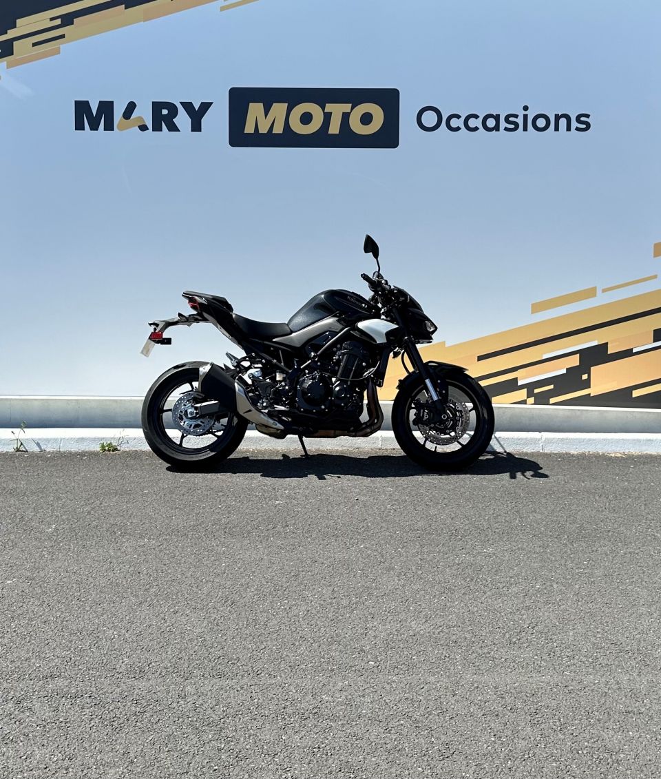KAWASAKI Z900 4