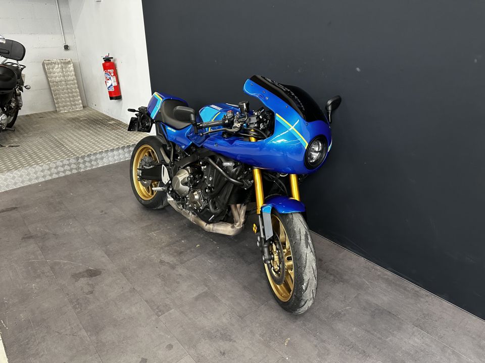 YAMAHA XSR 900 4