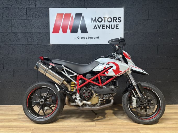 DUCATI HYPERMOTARD 4
