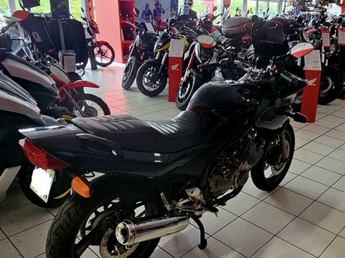 YAMAHA DIVERSION 600 4