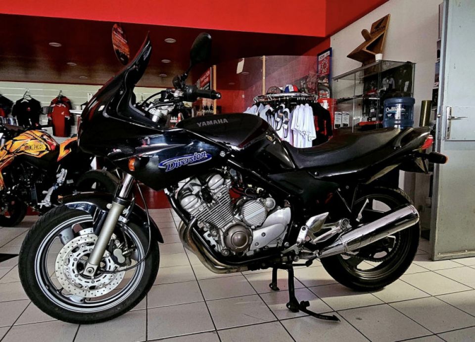 YAMAHA DIVERSION 600 4