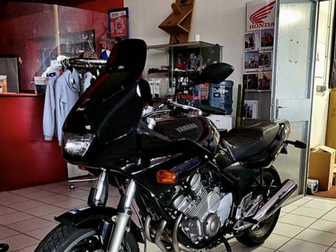 YAMAHA DIVERSION 600 4