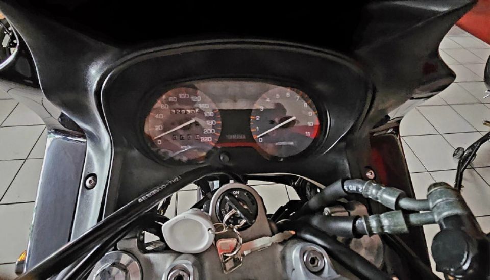 YAMAHA DIVERSION 600 4