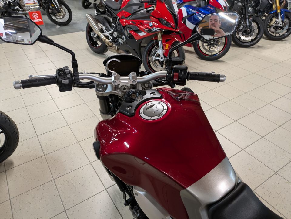 HONDA CB 1000 R ABS 4