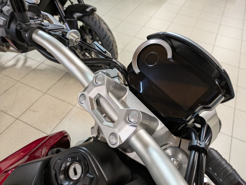 HONDA CB 1000 R ABS 4