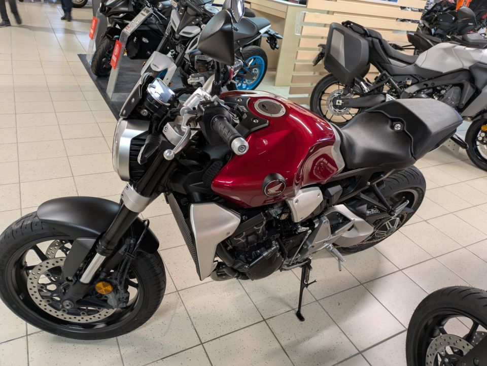 HONDA CB 1000 R ABS 4