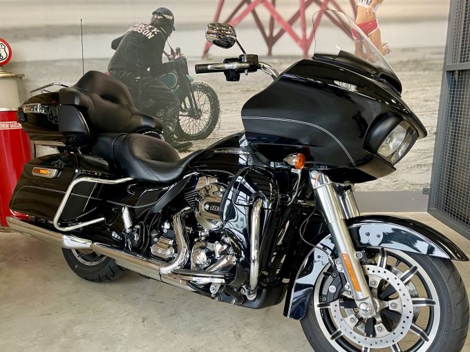 HARLEY-DAVIDSON TOURING ROAD GLIDE 1690 ULTRA 4