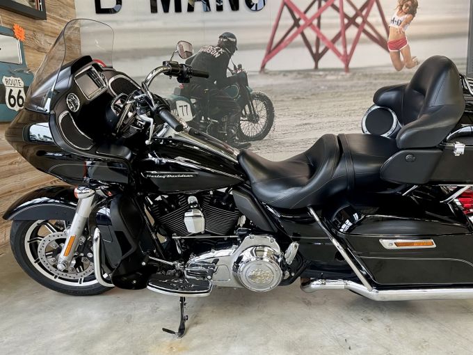 HARLEY-DAVIDSON TOURING ROAD GLIDE 1690 ULTRA 4