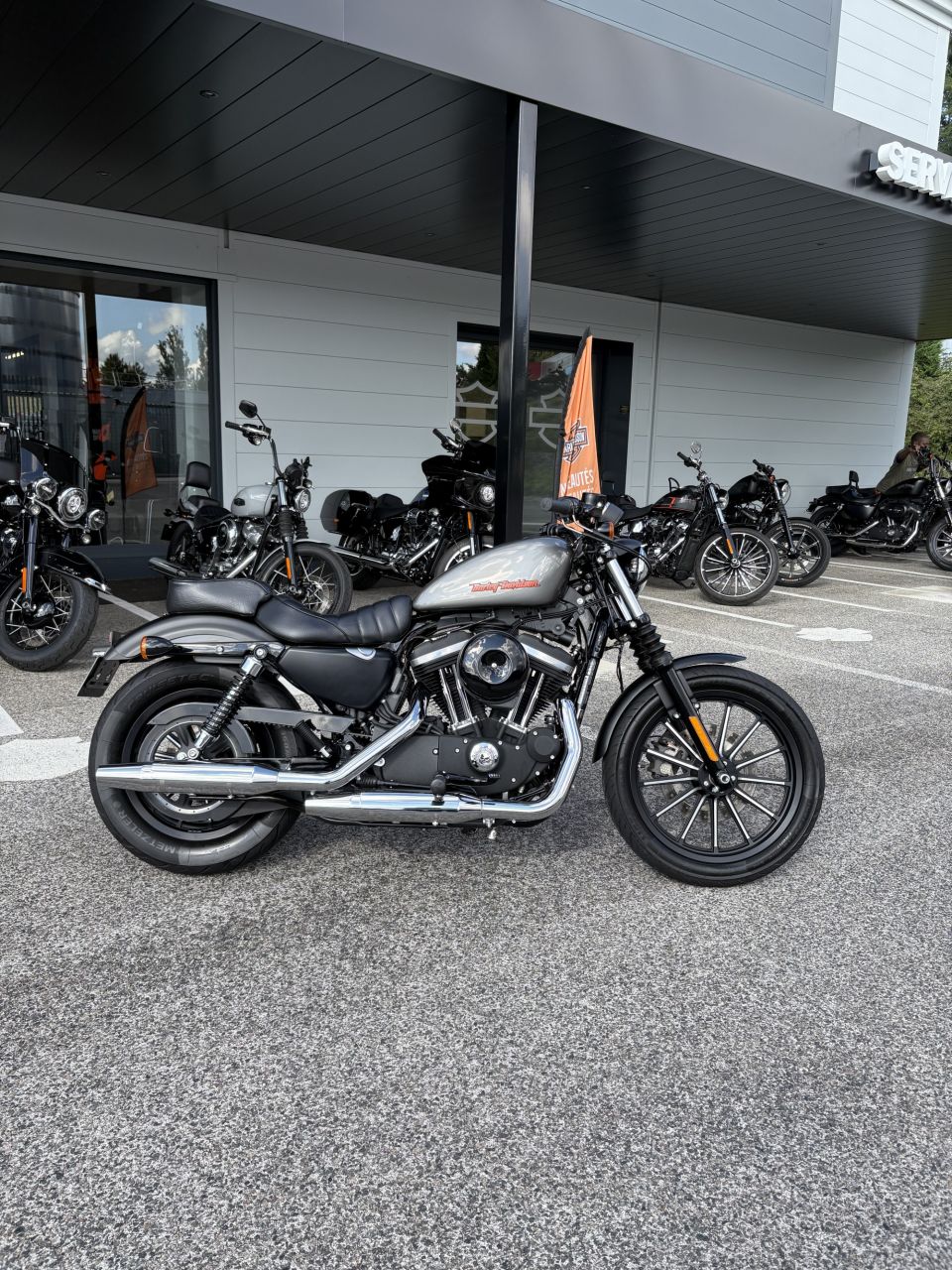HARLEY-DAVIDSON SPORTSTER IRON 883 ABS 4