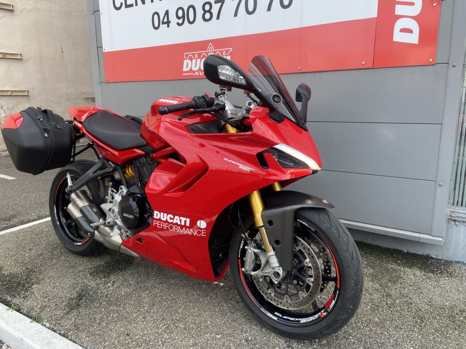 DUCATI SUPERSPORT 939S 4