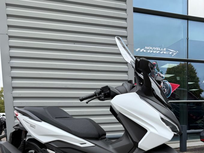 HONDA NSS FORZA 125 4