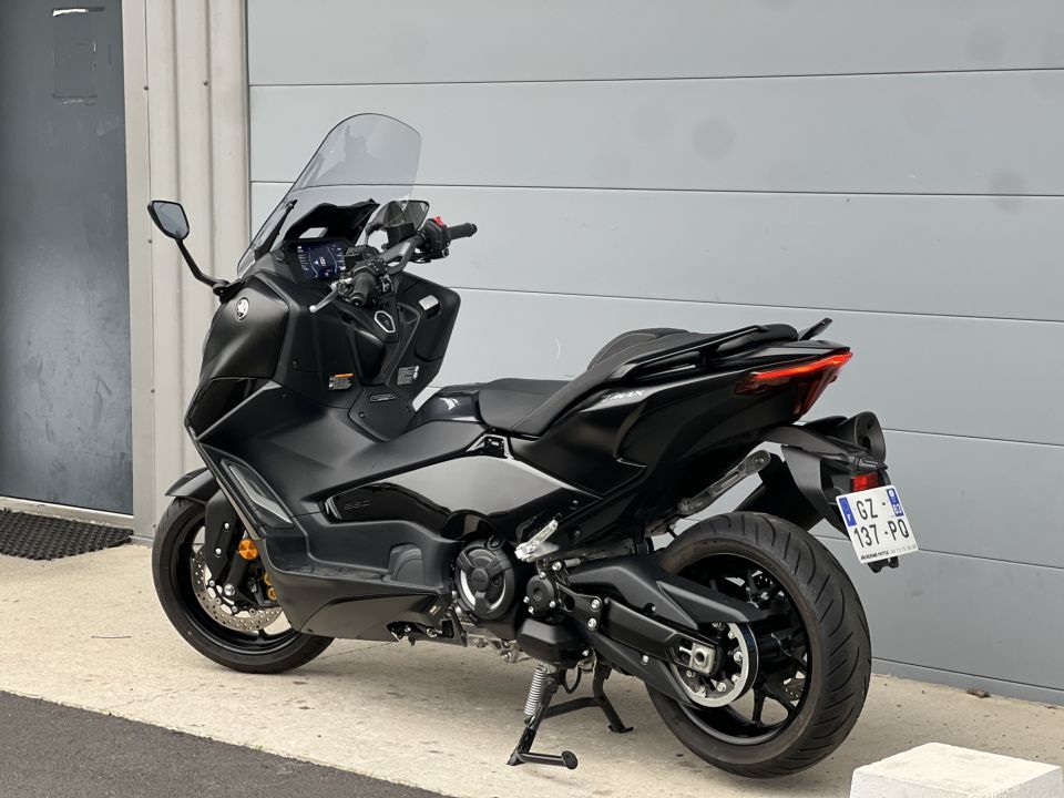 YAMAHA XP T-MAX 560 TECH MAX 4