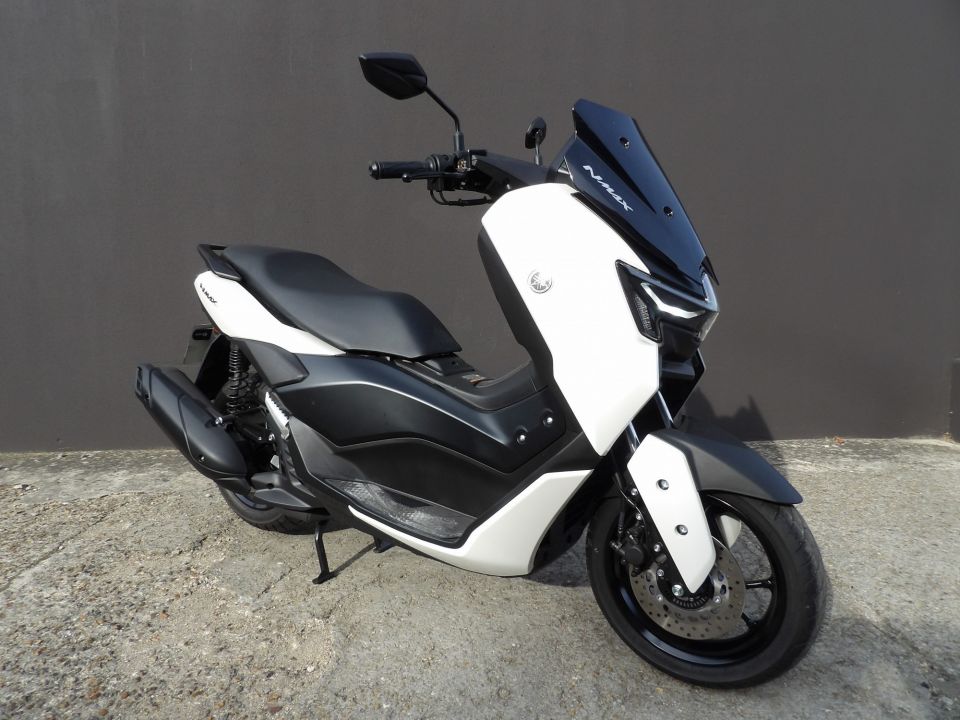 YAMAHA NMAX 125 4