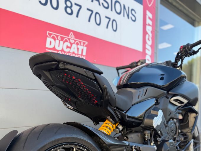 DUCATI DIAVEL V4 4