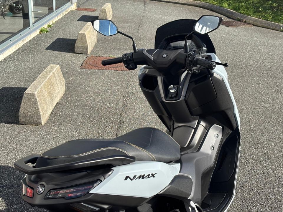 YAMAHA NMAX 125 TECH MAX 4