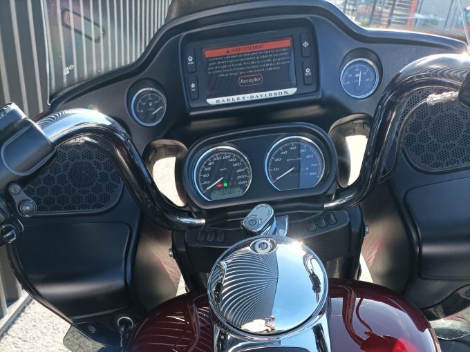 HARLEY-DAVIDSON TOURING ROAD GLIDE 1690 ULTRA 4