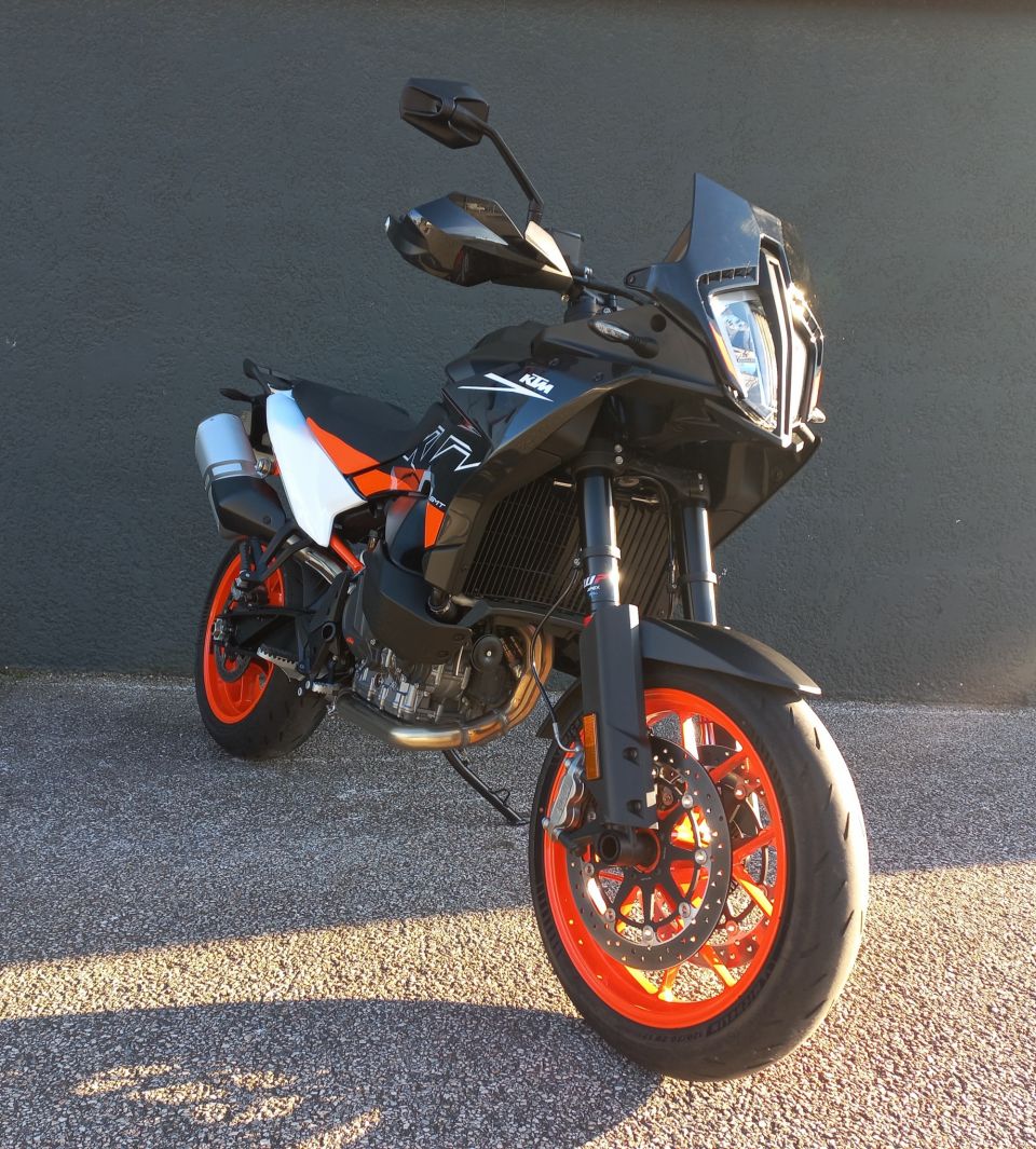 KTM 890 SMT 4