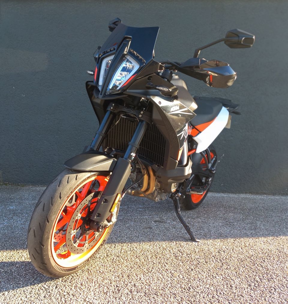 KTM 890 SMT 4