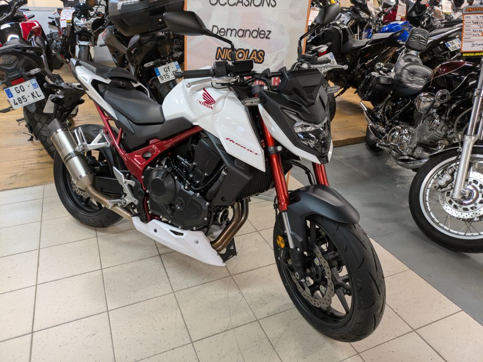 HONDA CB 750 HORNET 4