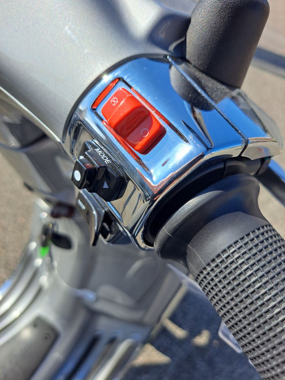 VESPA PRIMAVERA 125 4