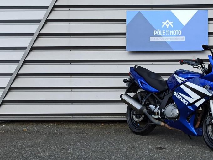 SUZUKI GSF 500 4