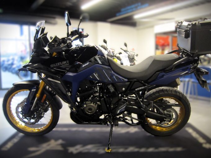 SUZUKI DL V-STROM 800DE 4