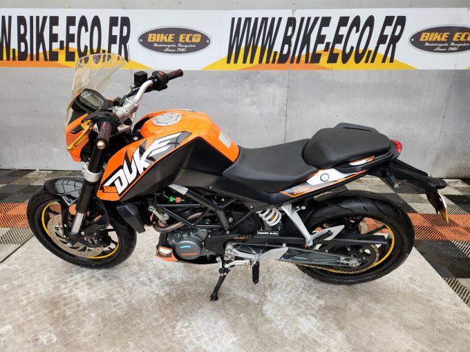 KTM 125 DUKE 4