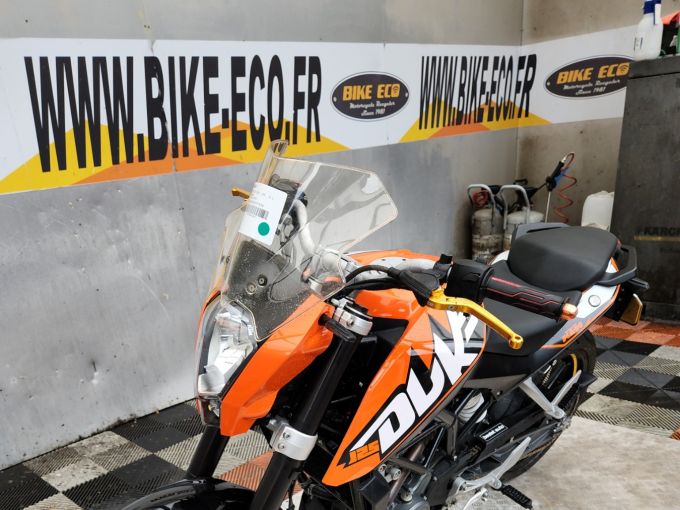 KTM 125 DUKE 4