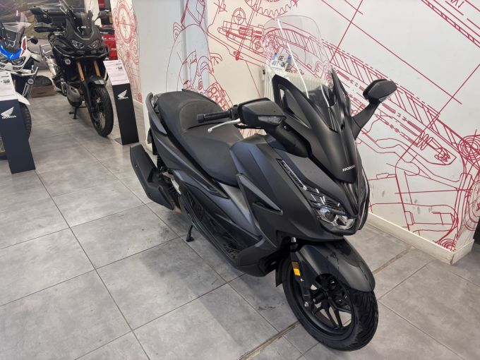 HONDA NSS FORZA 125 4