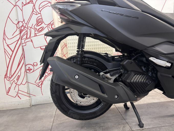 HONDA NSS FORZA 125 4