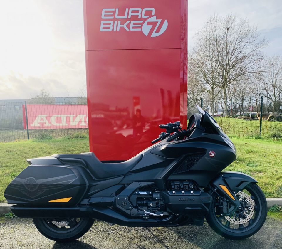 HONDA GOLDWING 1800 BAGGER 4