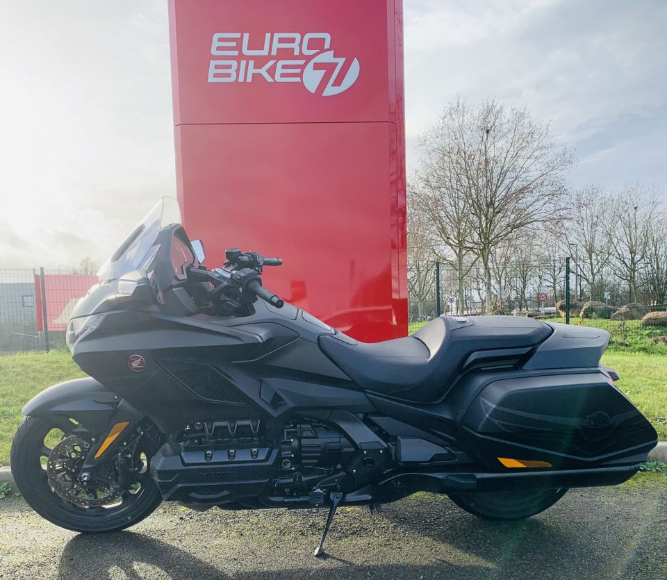 HONDA GOLDWING 1800 BAGGER 4