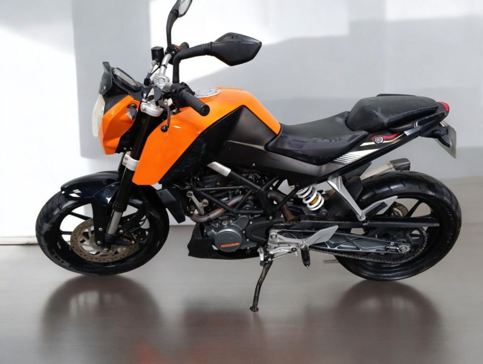 KTM 125 DUKE 4