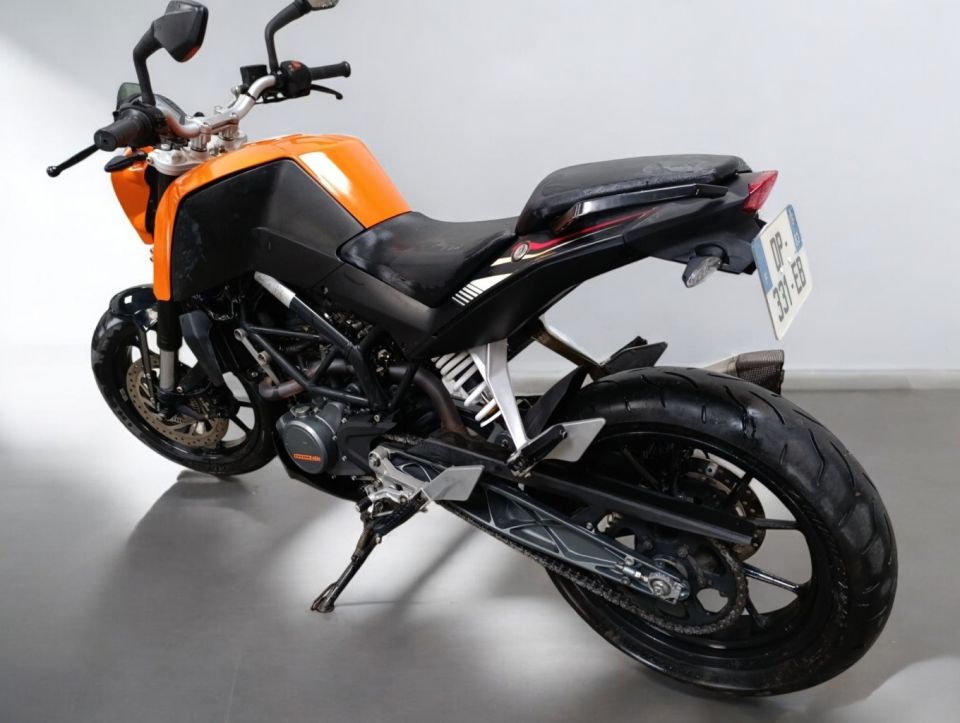KTM 125 DUKE 4