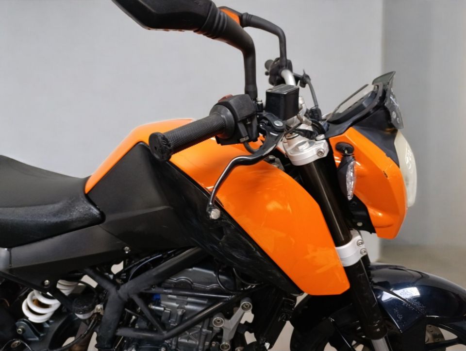 KTM 125 DUKE 4