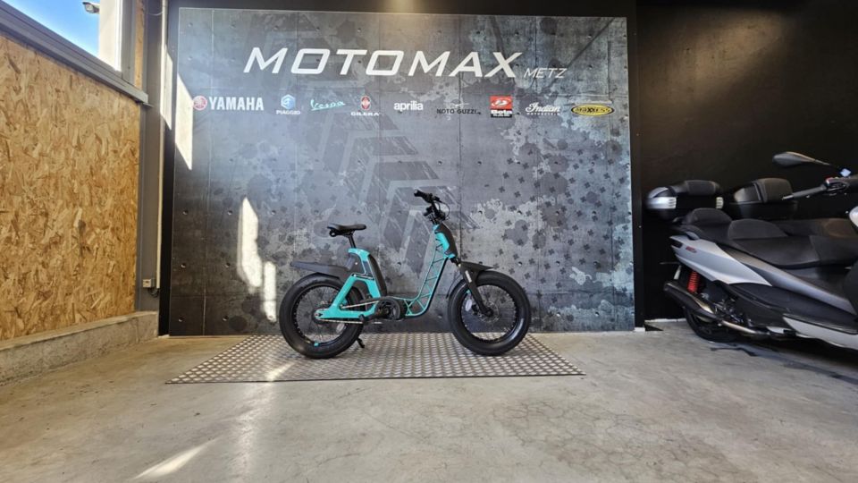 YAMAHA BOOSTER EASY ELETRIQUE 4