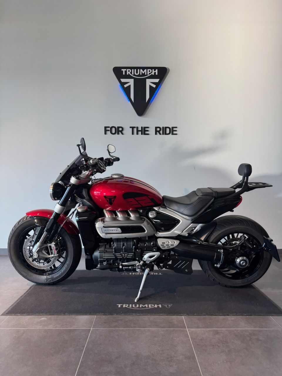 TRIUMPH ROCKET 3 R 221 Edition 4