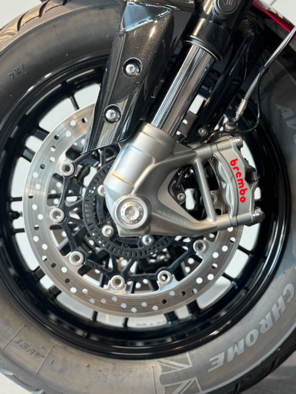 TRIUMPH ROCKET 3 R 221 Edition 4