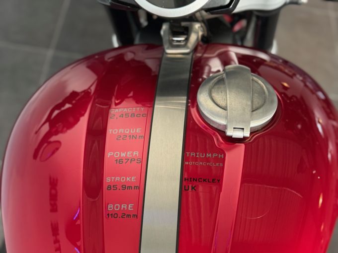 TRIUMPH ROCKET 3 R 221 Edition 4