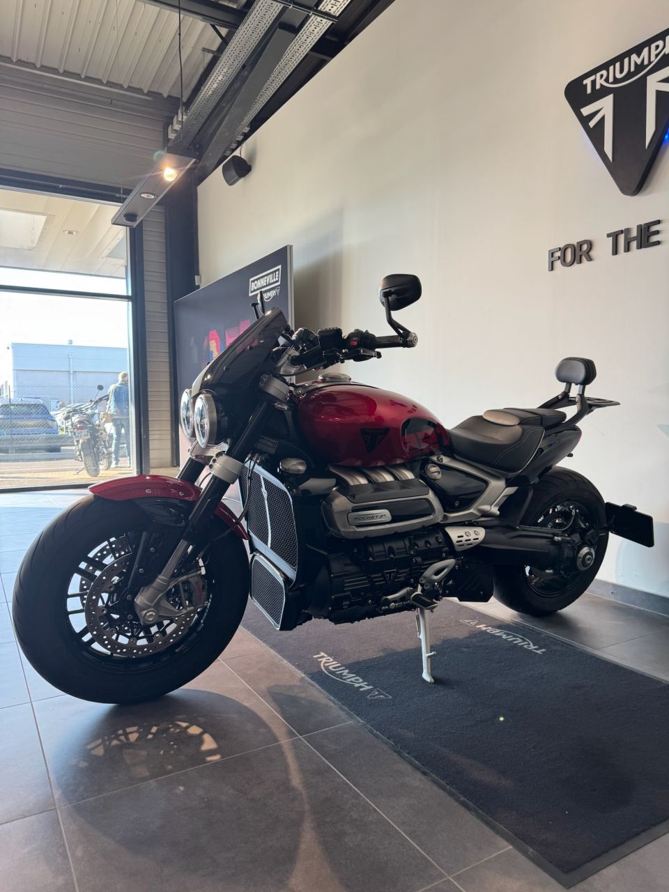 TRIUMPH ROCKET 3 R 221 Edition 4