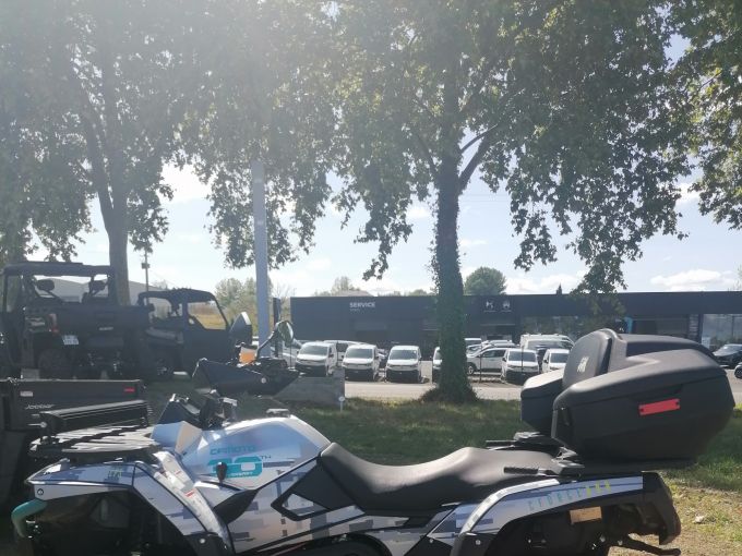 CF MOTO CFORCE 600 4