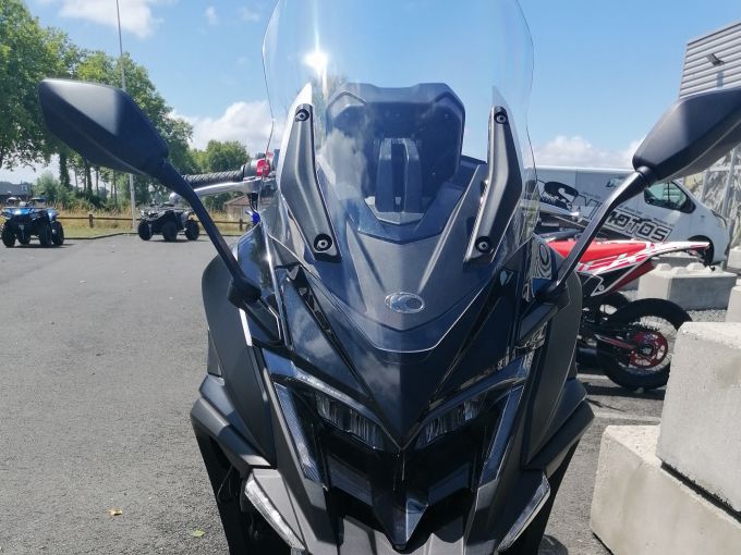 KYMCO CV3 550 4