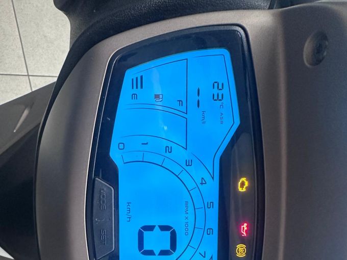 PIAGGIO MEDLEY 125 4