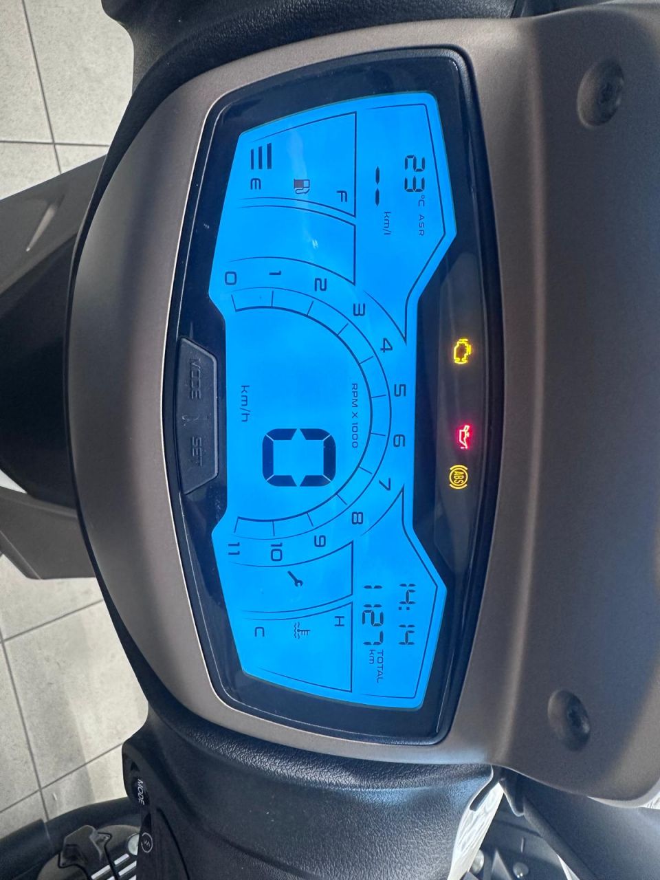 PIAGGIO MEDLEY 125 4