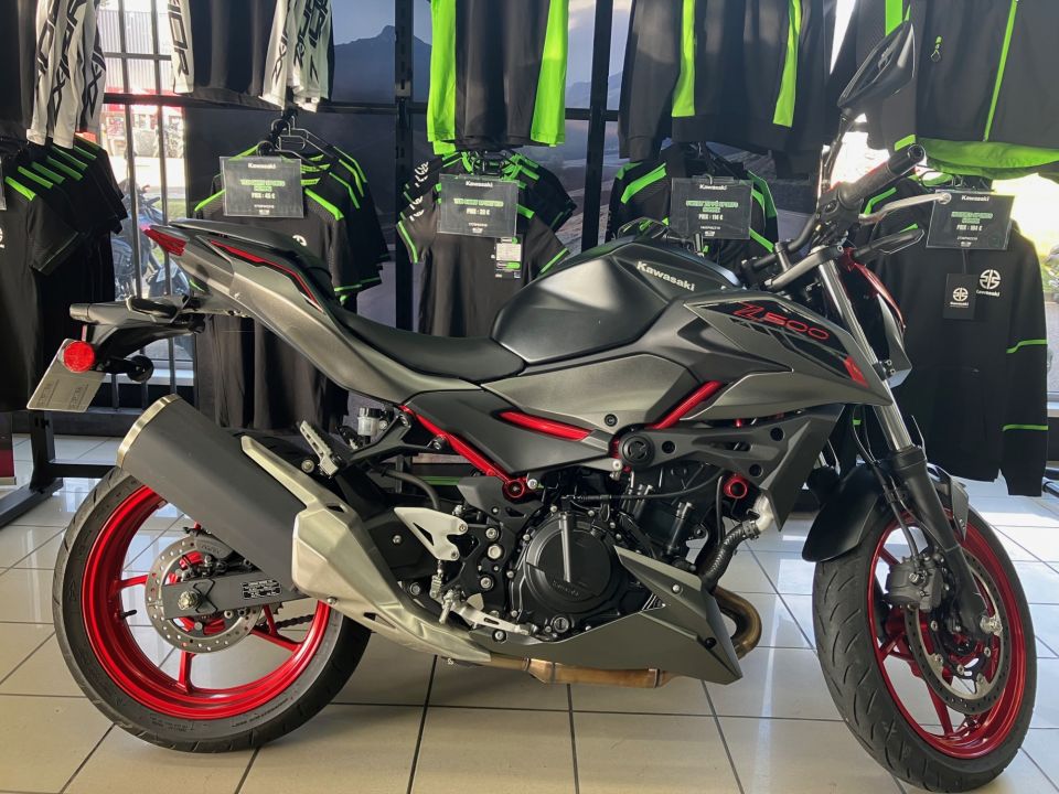 KAWASAKI Z500 SE 4