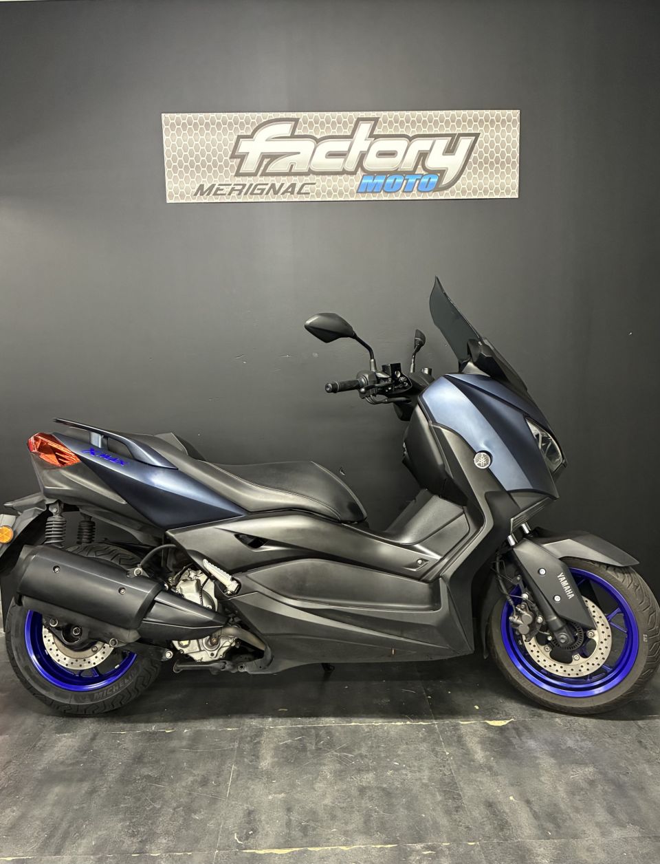 YAMAHA XMAX 300 4